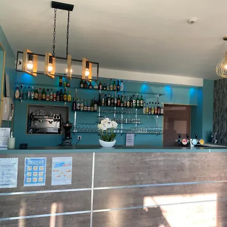 Logis - Et Restaurant Le Sofhotel Hotel Forges-les-Eaux