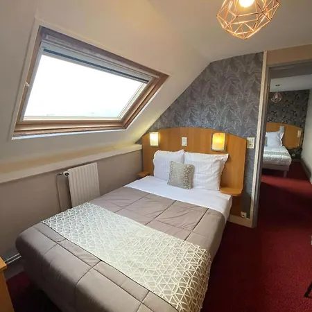 Logis - Et Restaurant Le Sofhotel 2* フォルジュ・レゾー