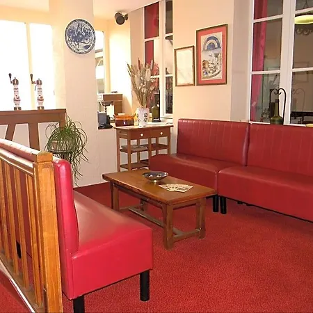 Logis - Et Restaurant Le Sofhotel 2*