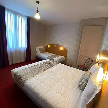 Hotel Logis - Et Restaurant Le Sofhotel 2*