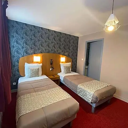 Hotel Logis - Et Restaurant Le Sofhotel 2*