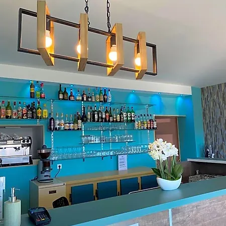 Hotel Logis - Et Restaurant Le Sofhotel 2*
