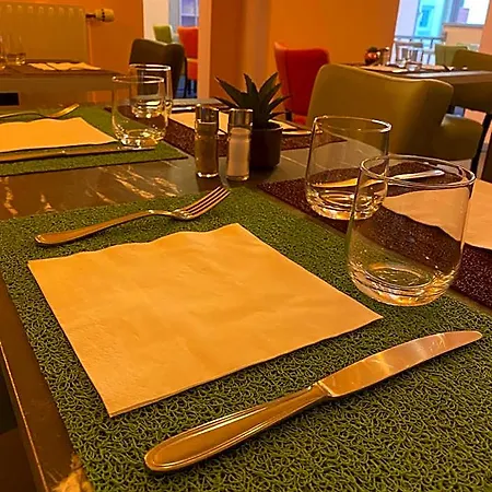 Logis - Et Restaurant Le Sofhotel