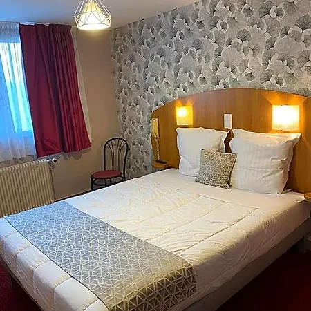 Logis - Et Restaurant Le Sofhotel 2*
