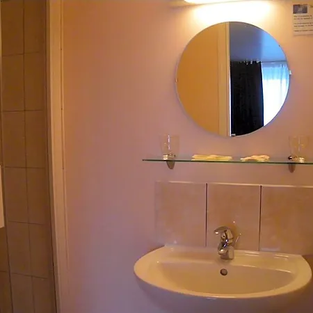 Logis - Et Restaurant Le Sofhotel Forges-les-Eaux