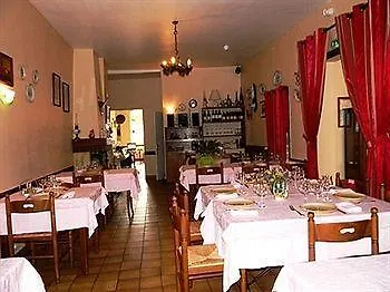 ホテル Logis - Et Restaurant Le Sofhotel