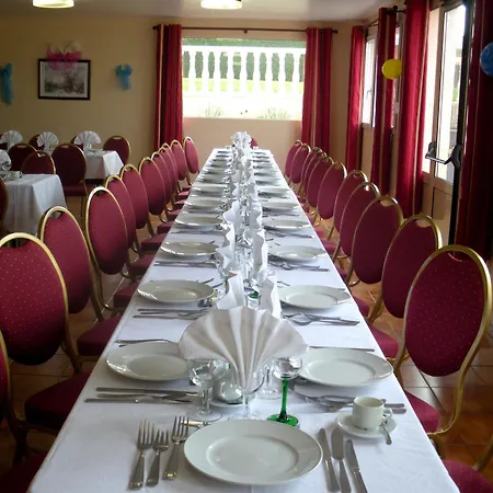 Hotel Logis - Et Restaurant Le Sofhotel 2*