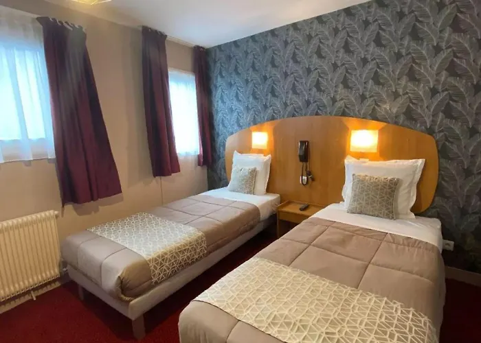 Logis - Et Restaurant Le Sofhotel 2*